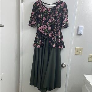 Floral Peplum Dress with Green Skirt